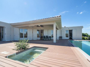 Luxury Villa with Private Swimming Pool in Oupia Beaufort